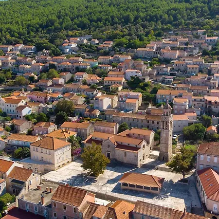 In Karbuni With Wifi * Brnistrova