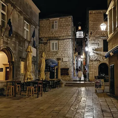 In Karbuni With Wifi Brnistrova