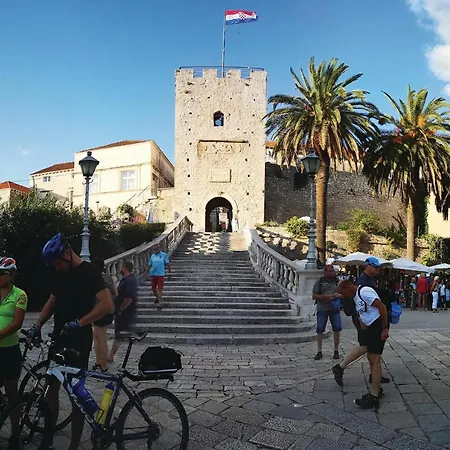 In Karbuni With Wifi Brnistrova